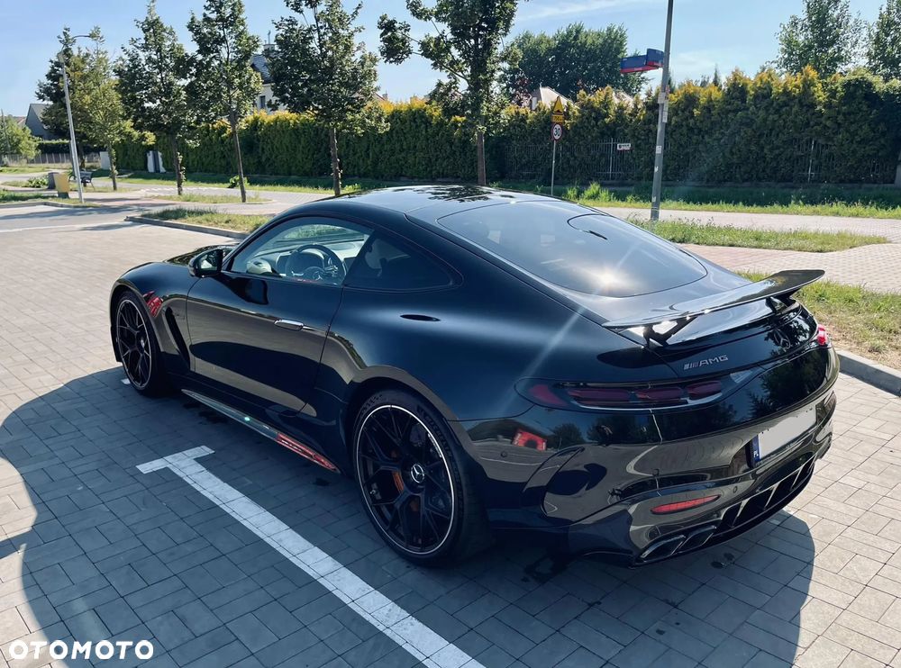 Mercedes-Benz AMG GT - 11