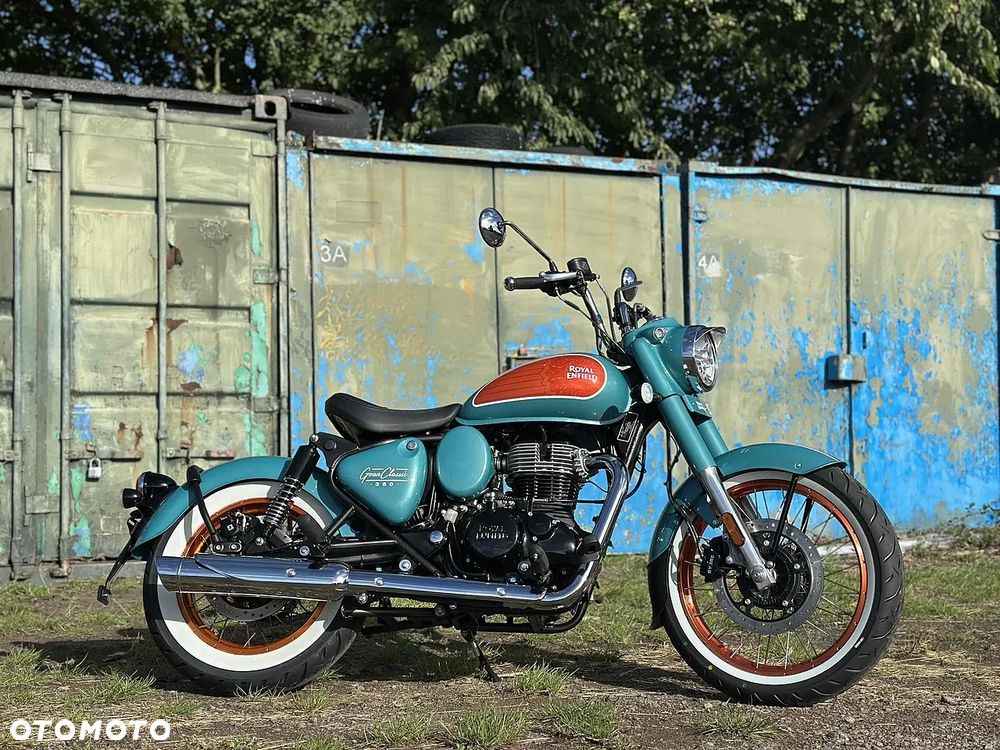 Royal Enfield Classic - 8