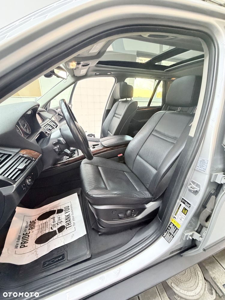 BMW X5 xDrive35i - 22