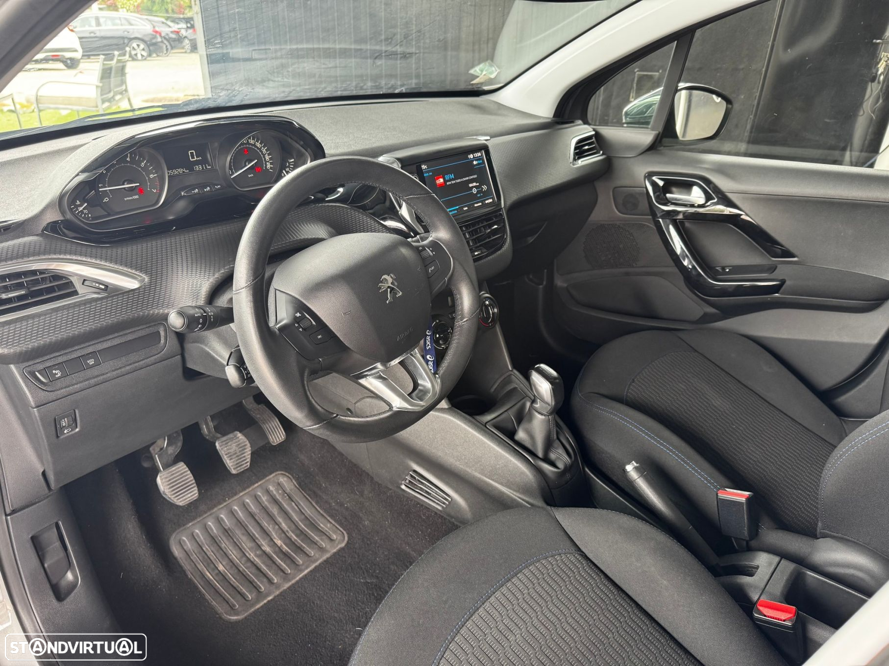 Peugeot 208 PureTech 82 Stop & Start Signature - 9