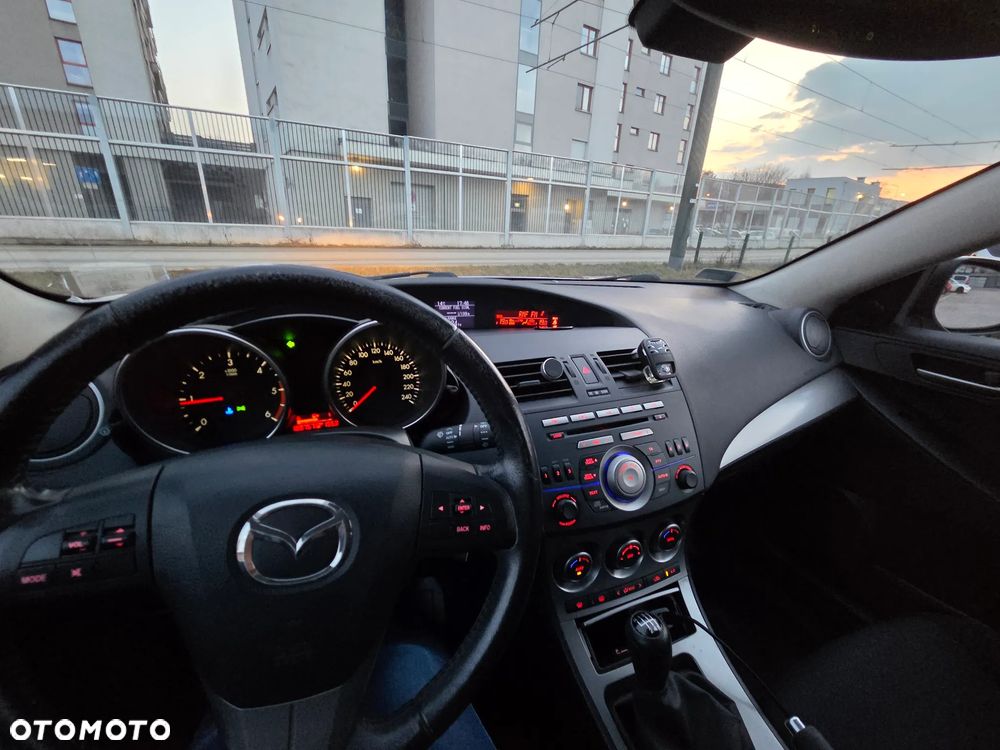 Mazda 3 1.6 MZ-CD DPF Exlusive-Line - 3