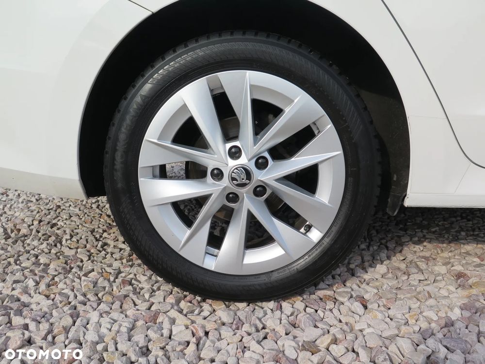 Skoda Octavia 2.0 TDI SCR Style DSG - 15