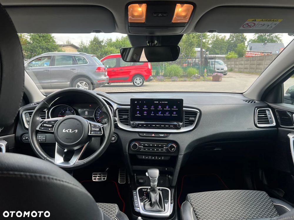 Kia Ceed - 15