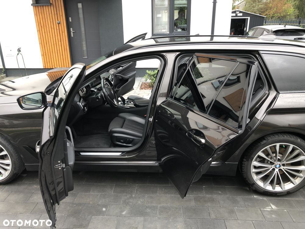 BMW Seria 5 520d Sport Line sport - 12