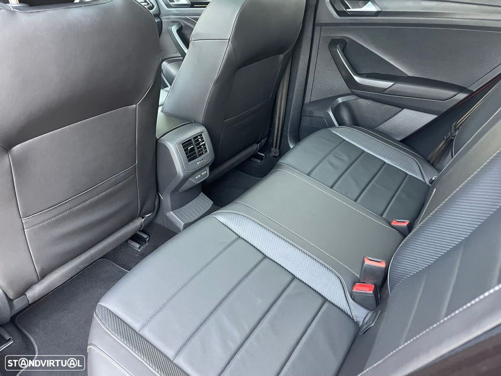 VW T-Roc 1.5 TSI R-Line DSG - 11