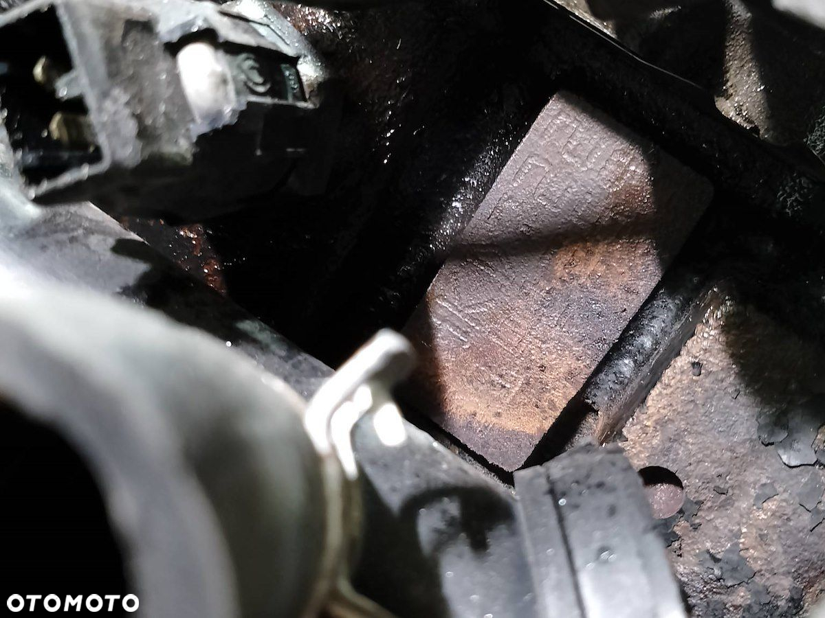 SILNIK RENAULT SCENIC II ( 03-09 ) 1.5 DCI K9KD722 - 11
