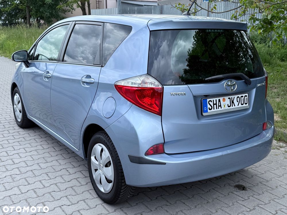 Toyota Verso S 1.33 VVT-i Multidrive Life - 4