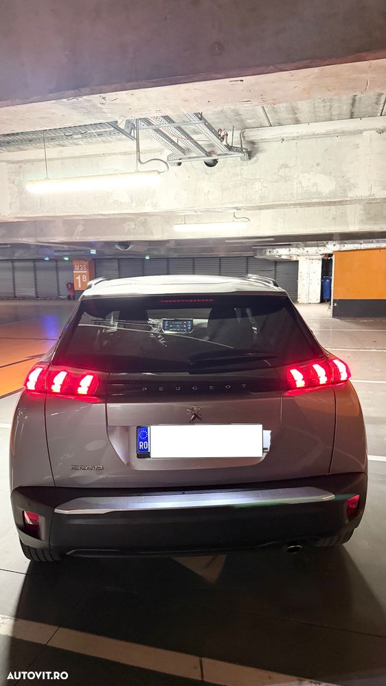 Peugeot 2008 - 4