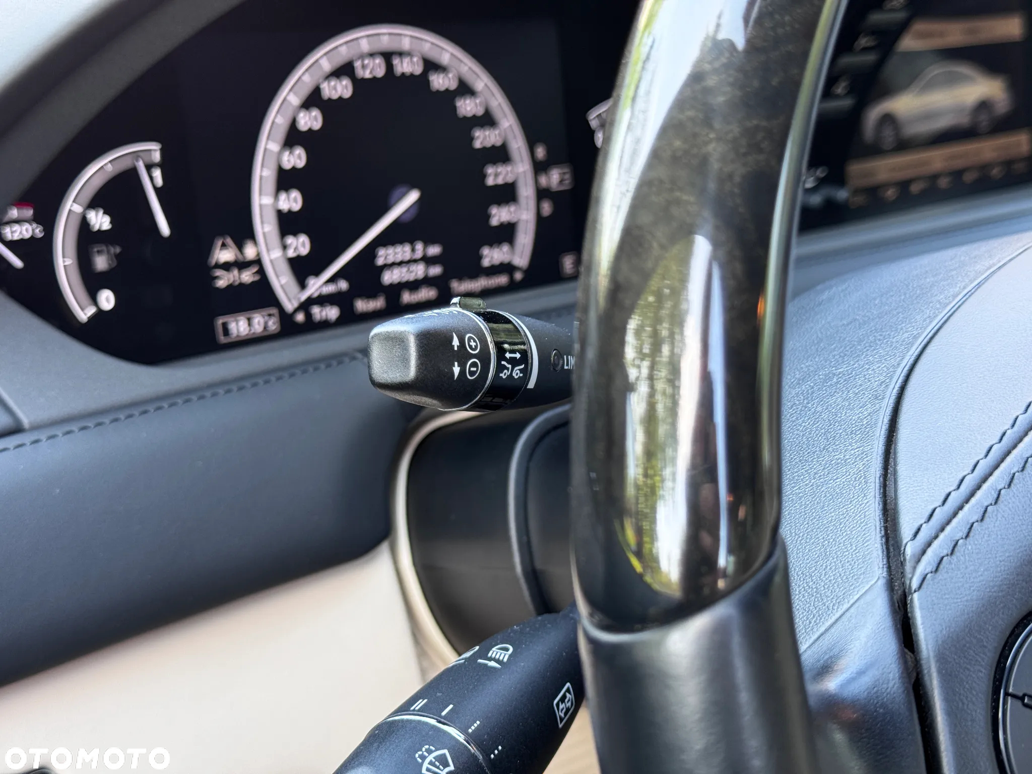 Mercedes-Benz CL 500 4-Matic BlueEff - 31