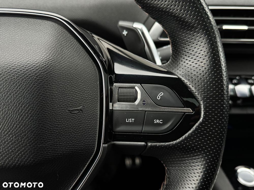 Peugeot 3008 BlueHDi 180 Stop & Start EAT8 GT - 17