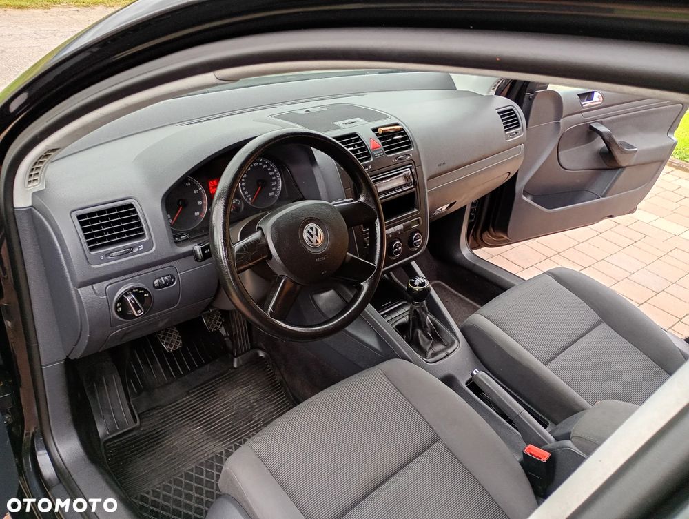 Volkswagen Golf 1.6 Comfortline - 9