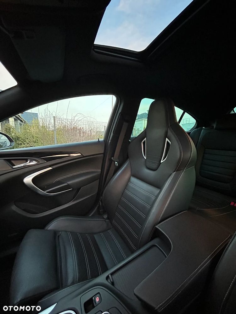 Opel Insignia 2.0 T Cosmo 4x4 - 23