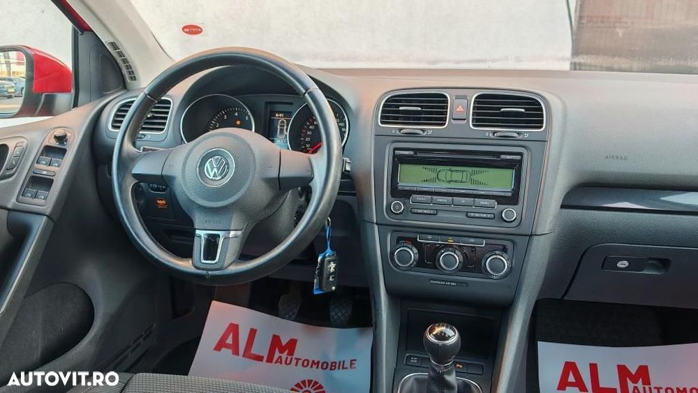 Volkswagen Golf - 9
