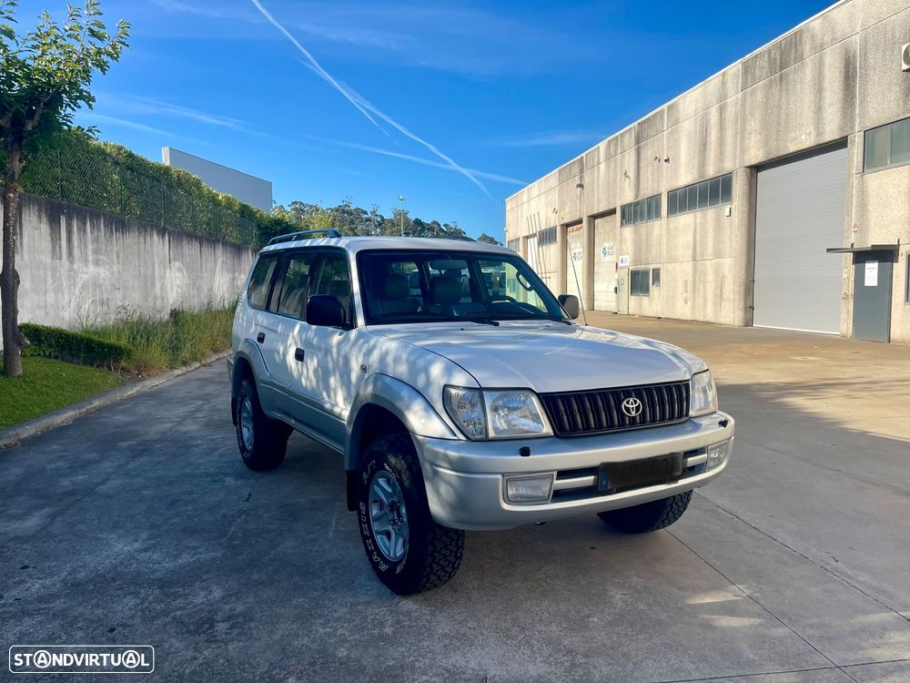 Toyota Land Cruiser Prado - 7