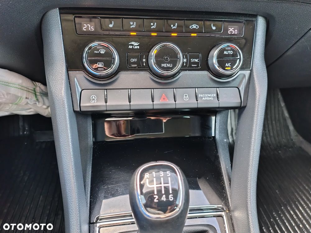 Skoda Karoq 1.0 TSI 4x2 Ambition - 23