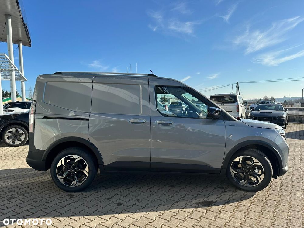 Ford Transit Courier - 5