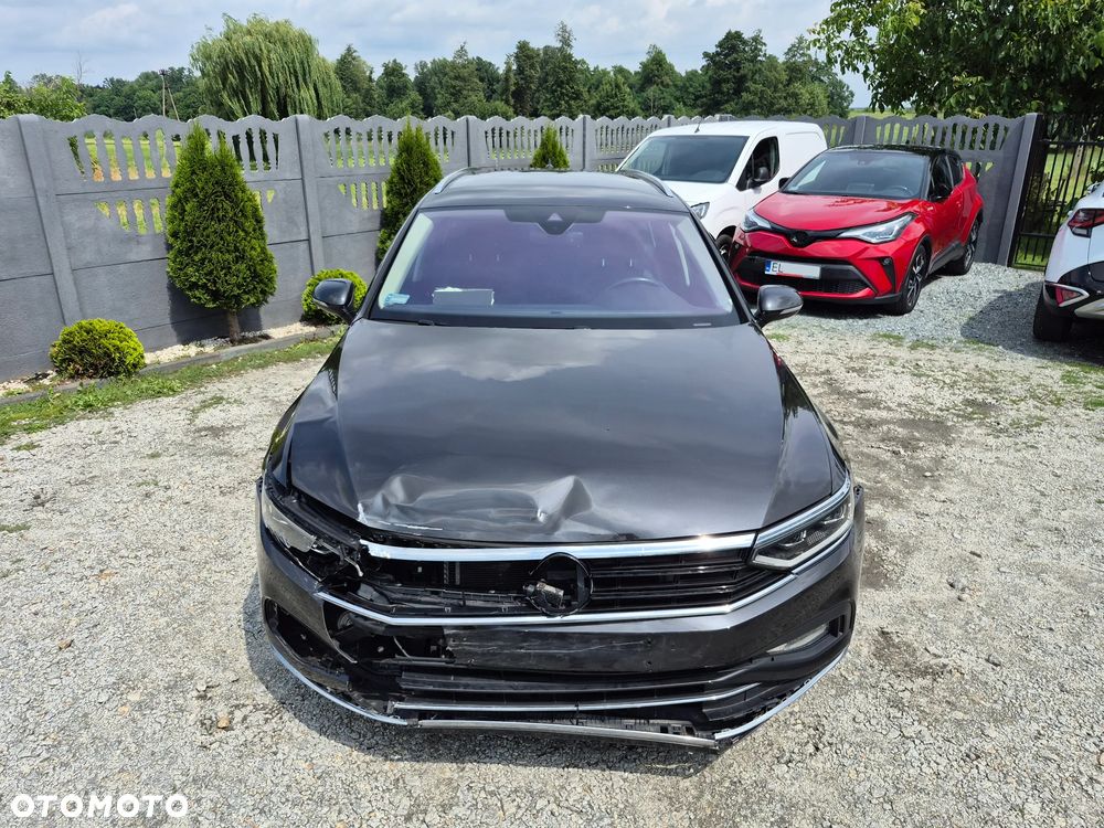 Volkswagen Passat 1.5 TSI EVO Elegance DSG - 2