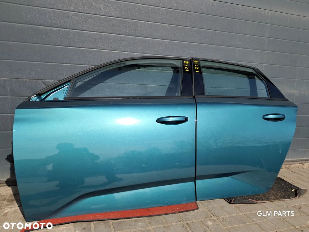 Peugeot 308 III T10 kombi SW DRZWI LEWE przód + tył para 2023 - 2