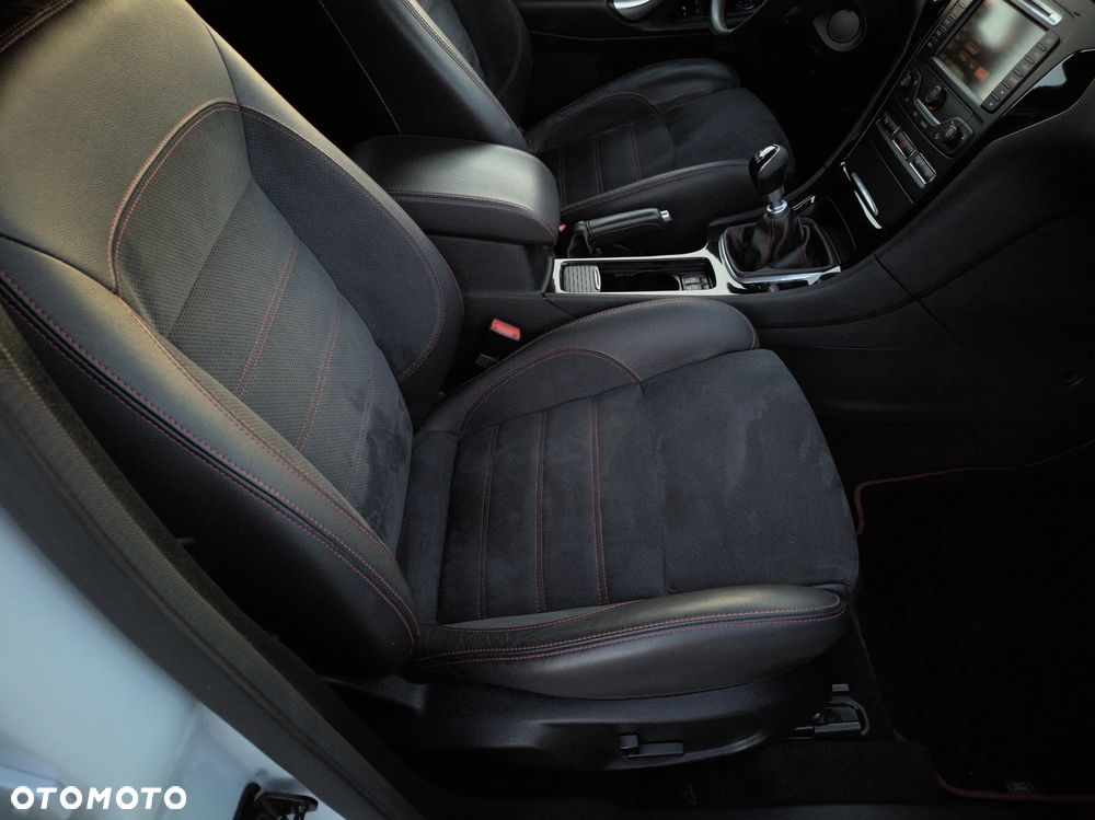 Ford Mondeo 2.2 TDCi Titanium S - 13