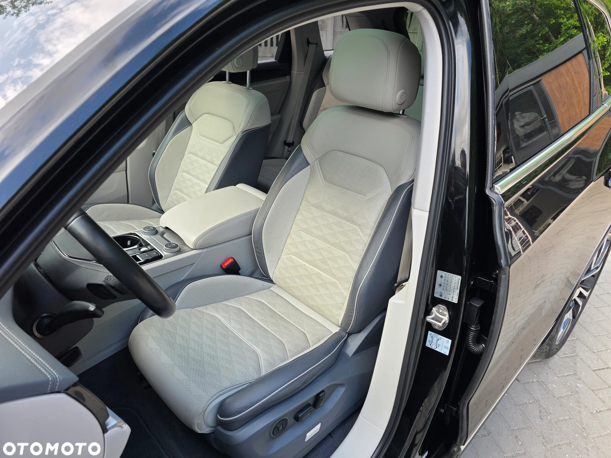 Volkswagen Touareg 3.0 V6 TDI SCR 4Mot Elegance - 17
