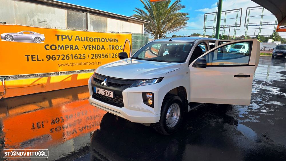 Mitsubishi L200 2.3 DI-D CD Invite 2WD - 8