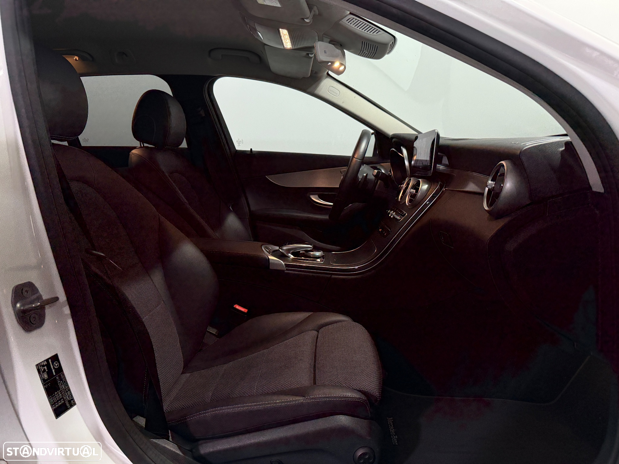 Mercedes-Benz C 300 de Avantgarde - 18