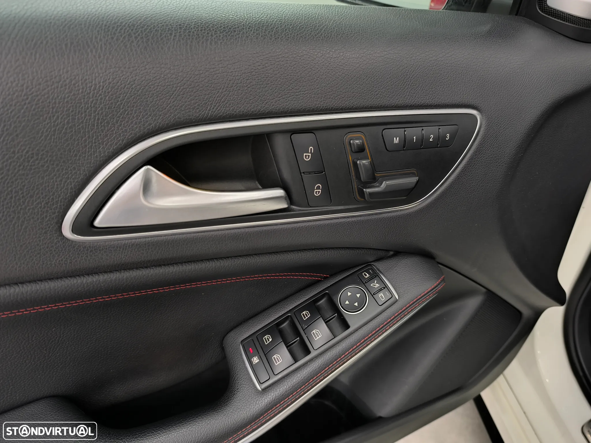 Mercedes-Benz A 45 AMG 4Matic Speedshift 7G-DCT - 25