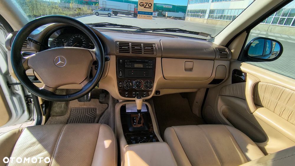 Mercedes-Benz ML - 16