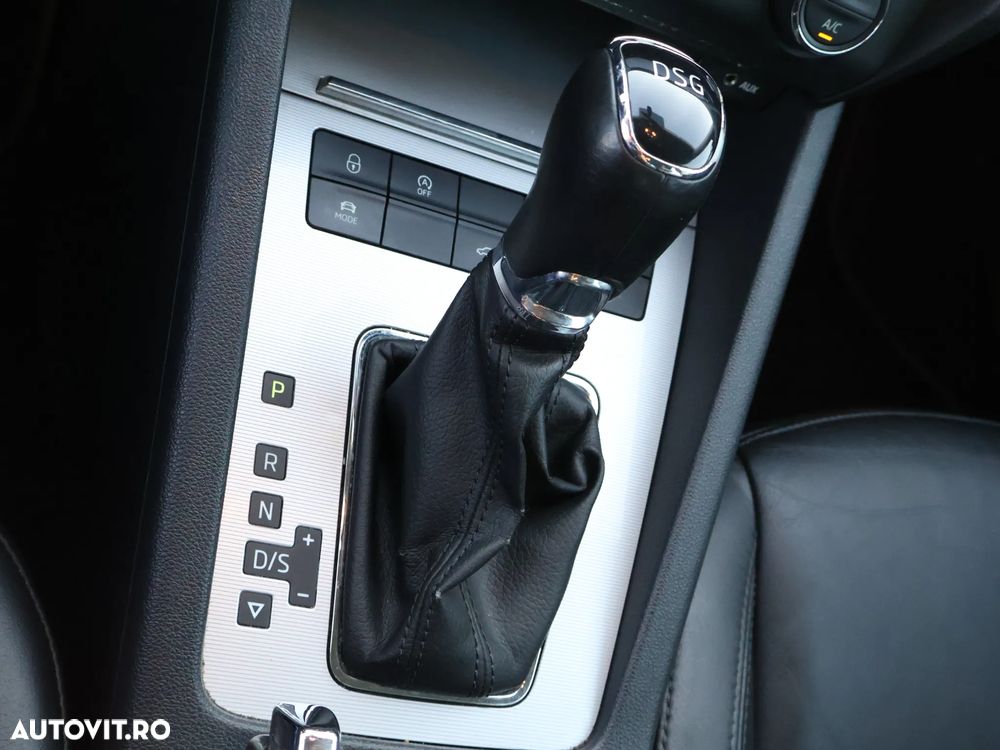 Skoda Octavia 1.6 TDI DPF DSG Elegance - 14