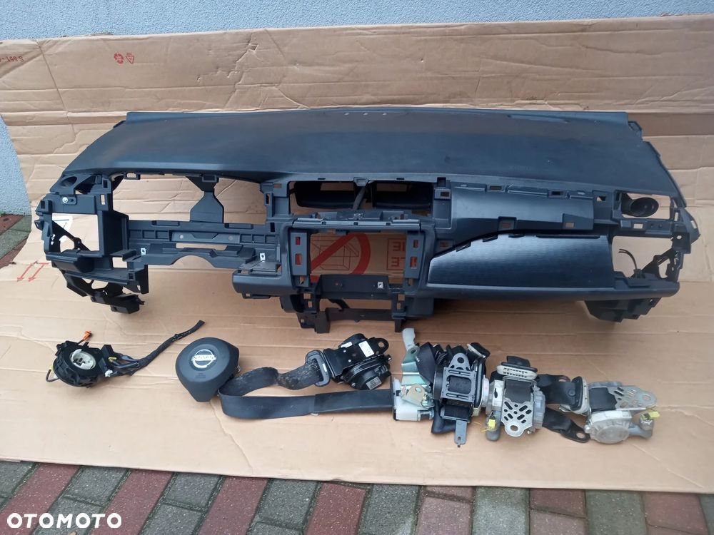 nissan leaf ii ze1 deska konsola 2 poduszki 4 pasy - 1