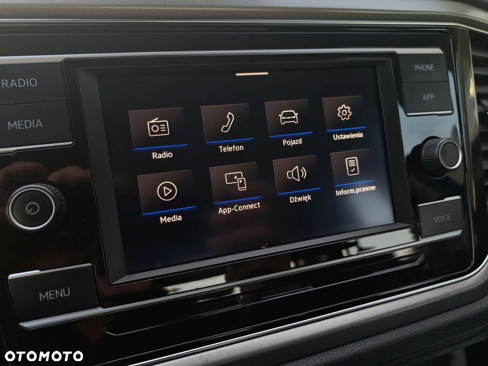 Volkswagen T-Roc - 29