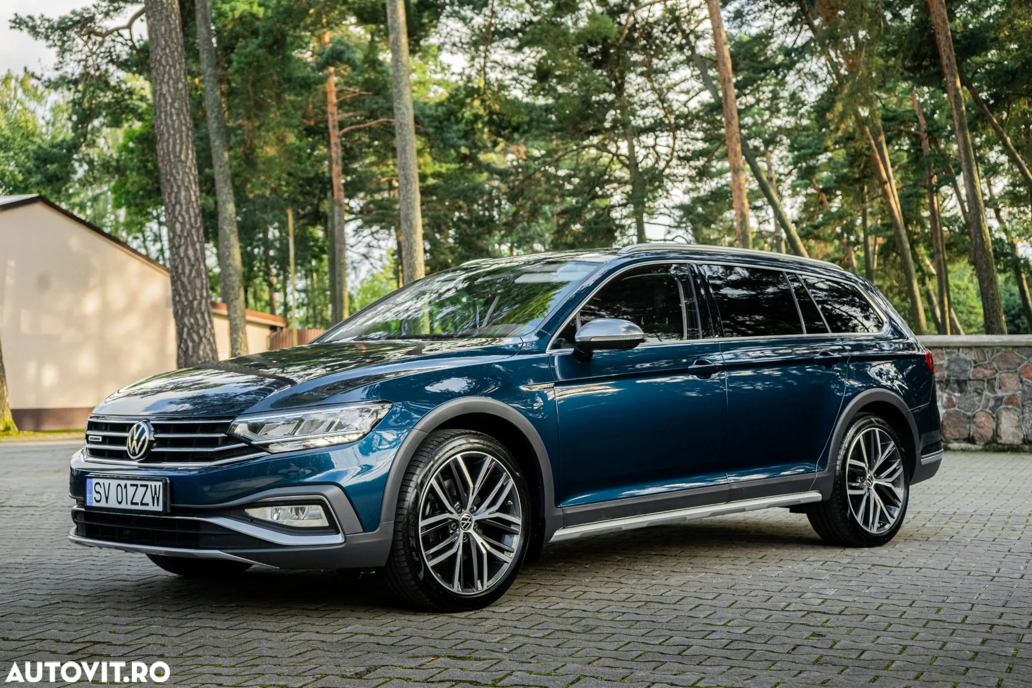Volkswagen Passat Alltrack 2.0 TDI DSG 4Motion - 2
