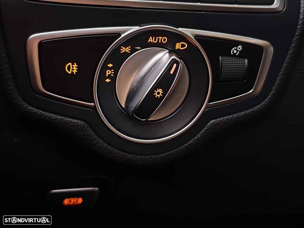 Mercedes-Benz C 300 de Avantgarde - 23