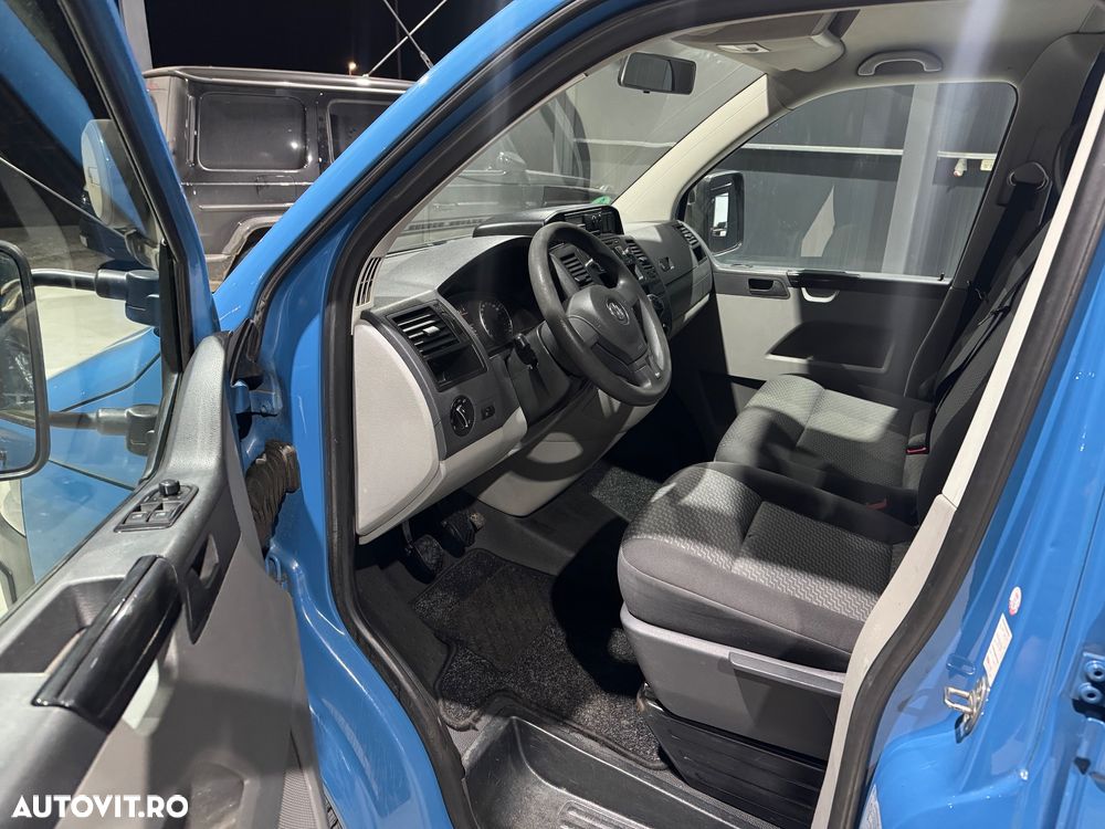 Volkswagen T5 Transporter Doka - 13