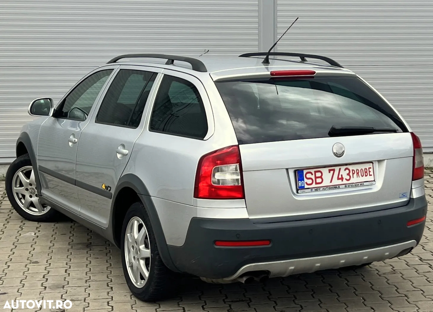 Skoda Octavia Combi 2.0 TDI DPF Scout 4x4 - 5