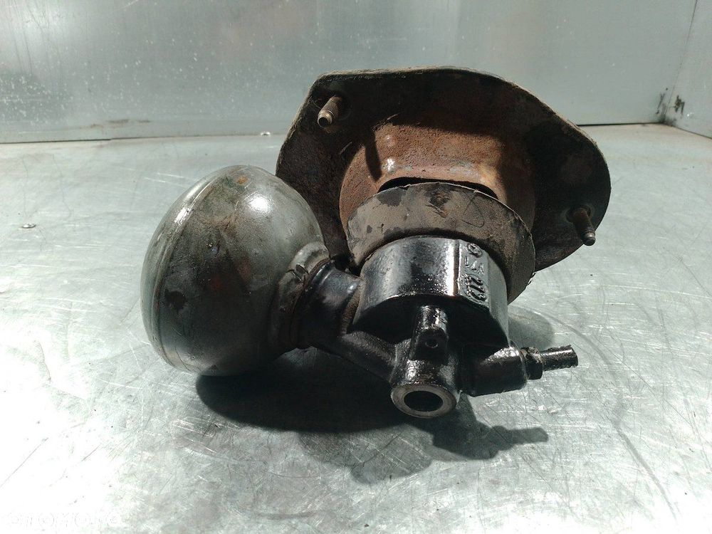 GRUSZKA ZAWIESZENIA LEWA CITROEN C5 2.0 16V - 4