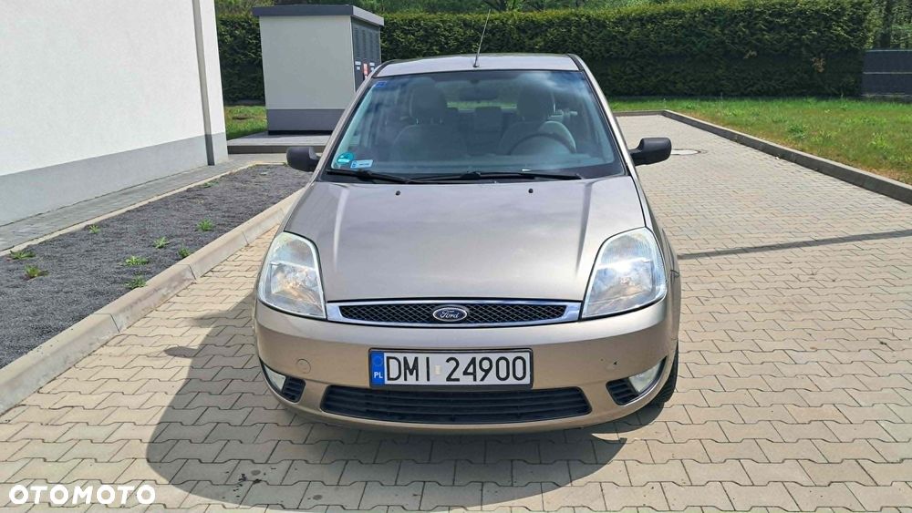 Ford Fiesta 1.4 Ghia - 2