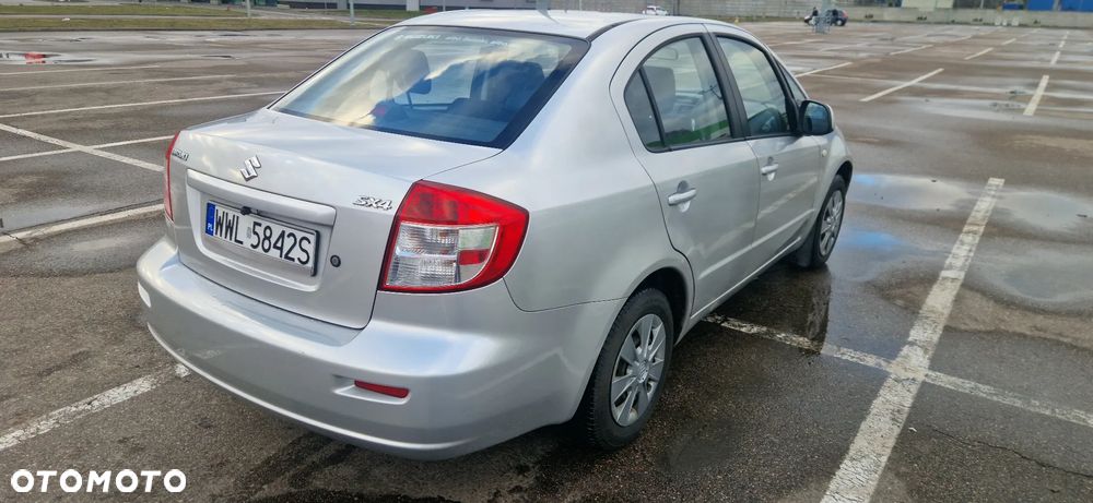 Suzuki SX4 - 3
