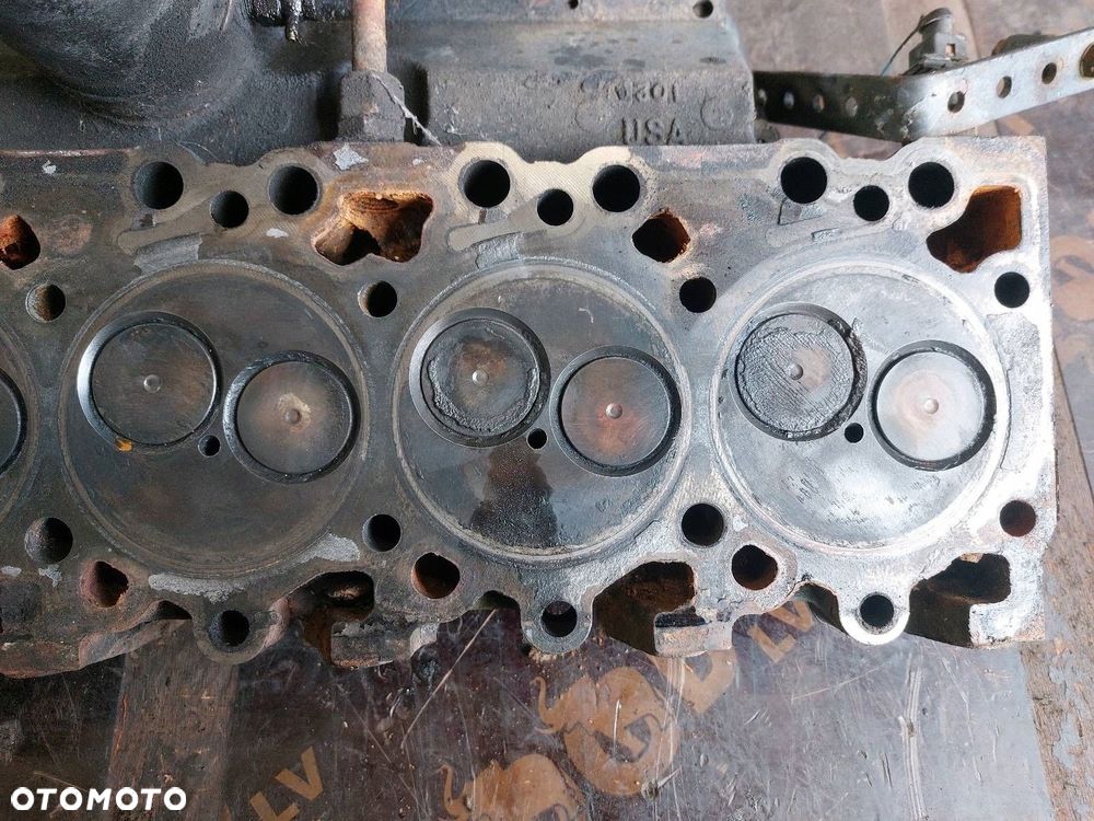 GŁOWICA SILNIKA DAF 45 150 5.9L - 6