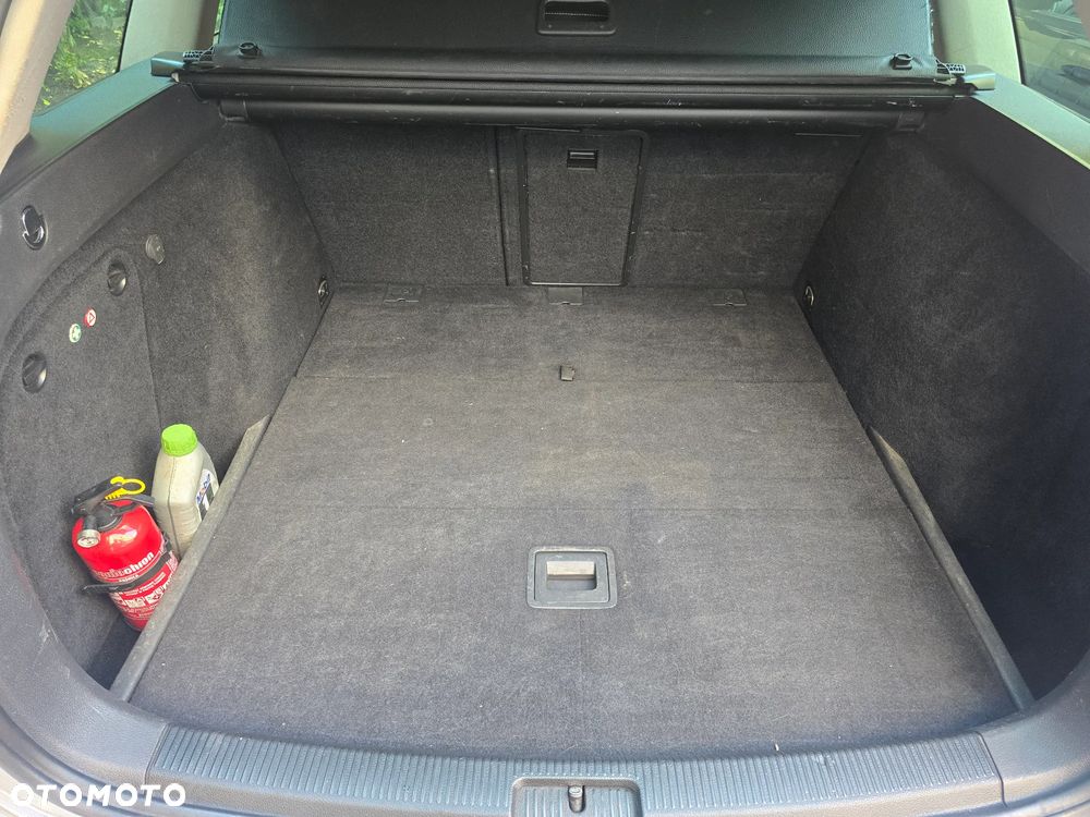 Volkswagen Golf 1.6 TDI DPF MATCH - 19