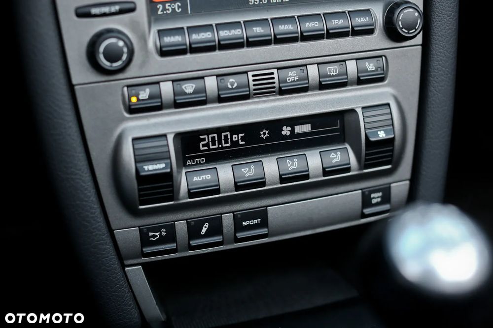 Porsche 911 Carrera S - 26