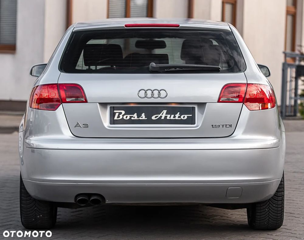 Audi A3 Sportback 1.9 TDI Ambition - 11