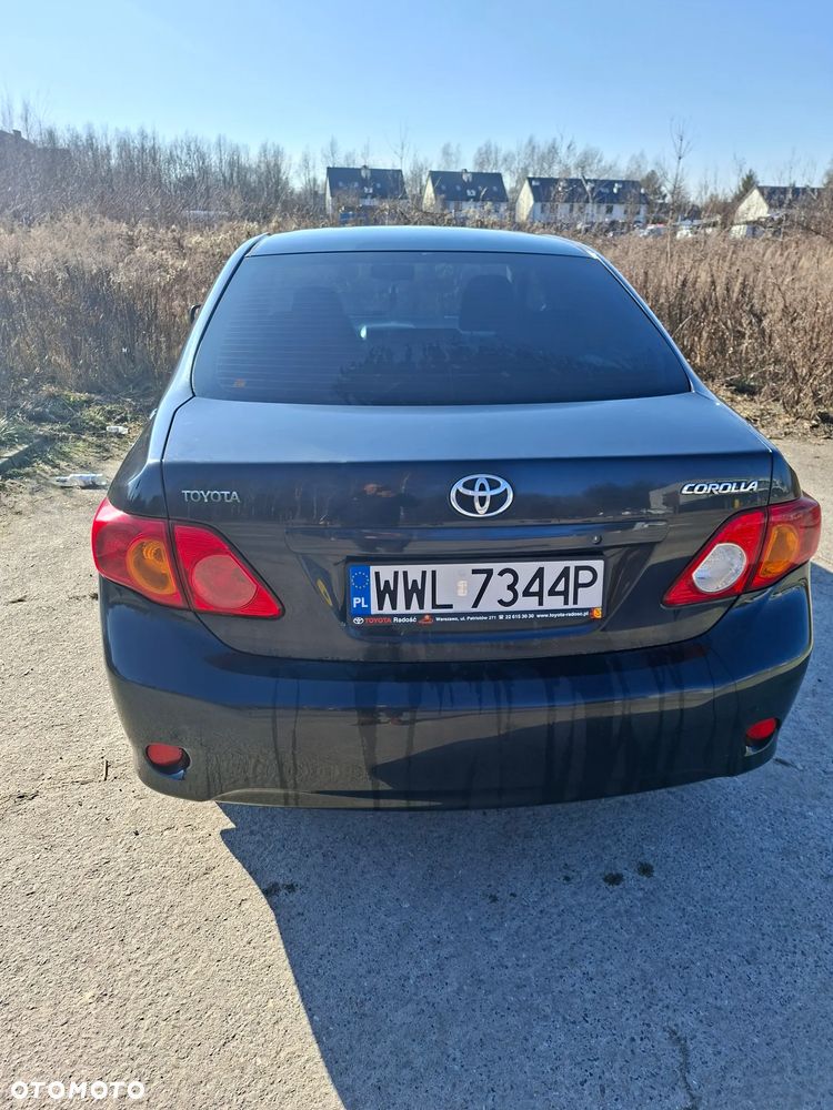 Toyota Corolla 1.6 VVT-i Luna - 3