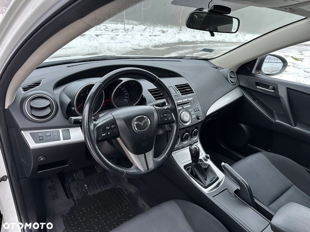 Mazda 3 - 13