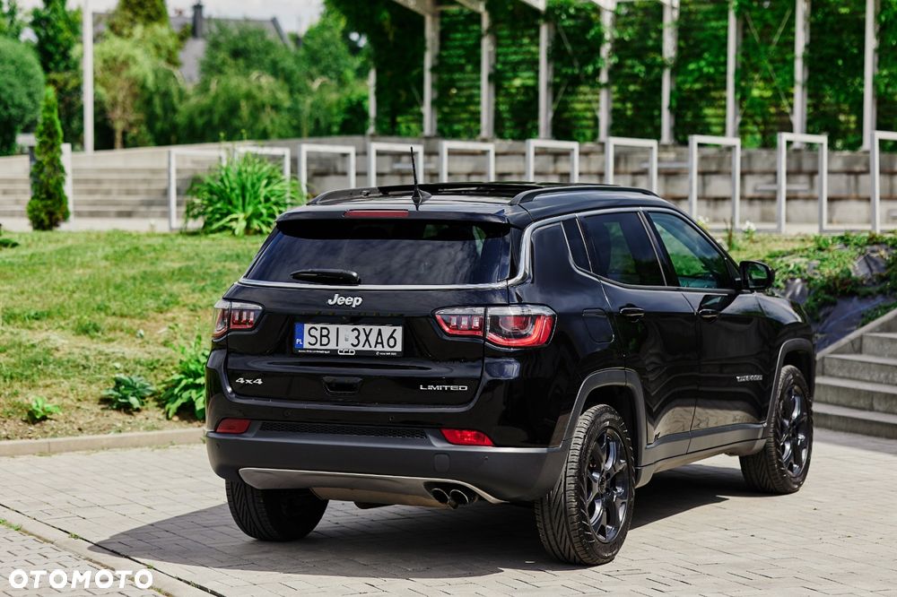 Jeep Compass - 18