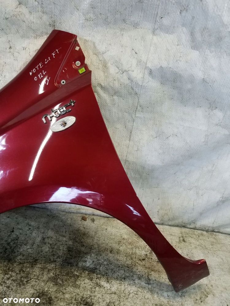 błotnik przód prawy nissan note i e11 lift kod naj - 12