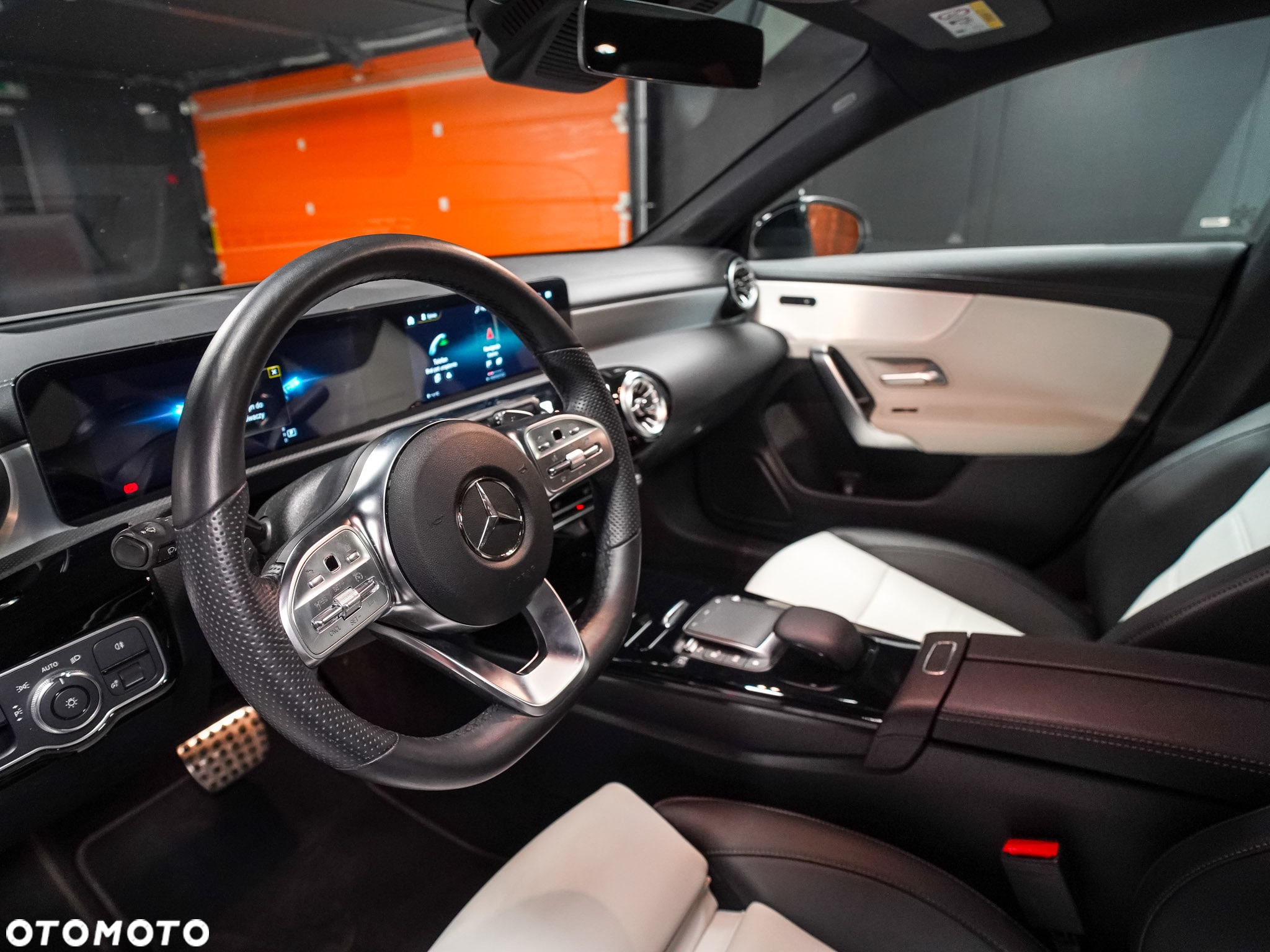 Mercedes-Benz CLA 200 4-Matic AMG Line 8G-DCT - 29