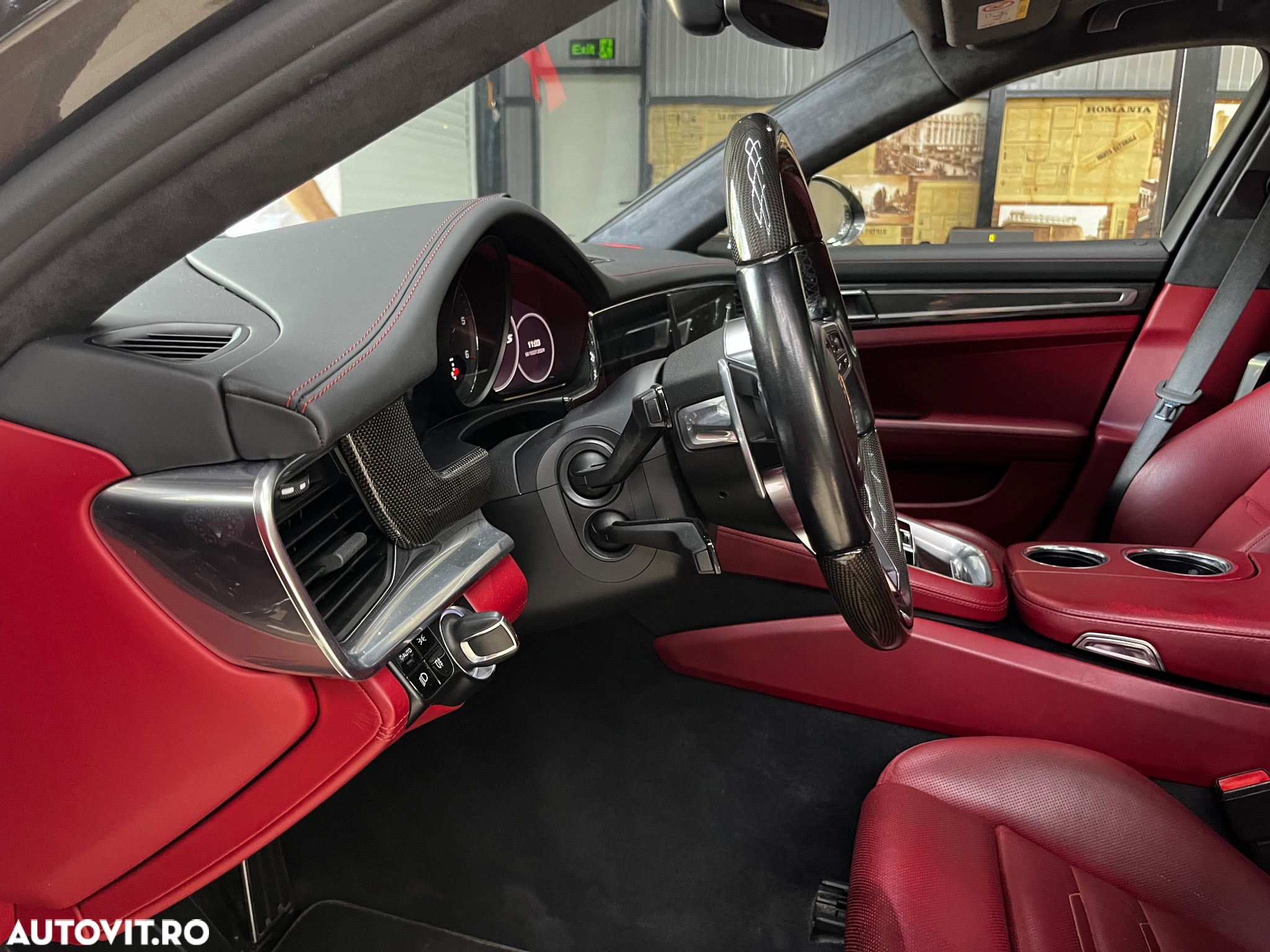 Porsche Panamera - 27