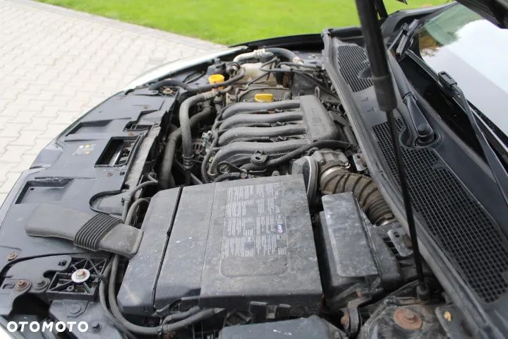 Renault Megane 1.6 16V Color Edition - 23
