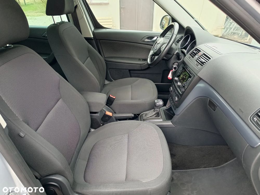 Skoda Yeti 2.0 TDI DPF 4x4 Edition DSG - 21